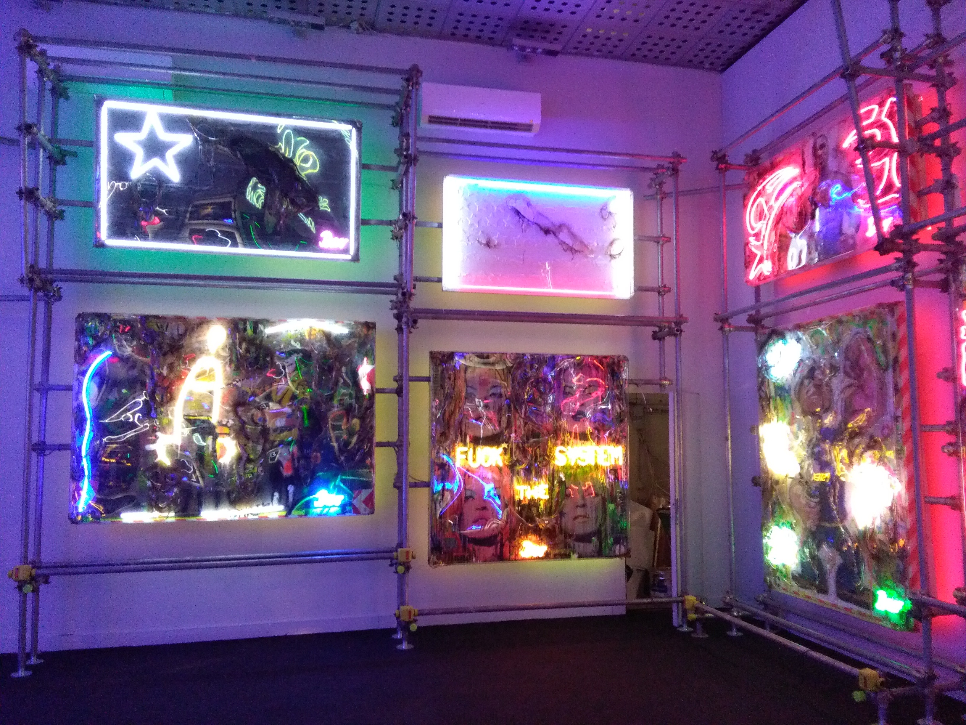 罗马维托里诺广场“燃烧”展览设计-3