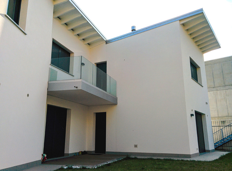 独特三角形地块上的现代别墅设计-3