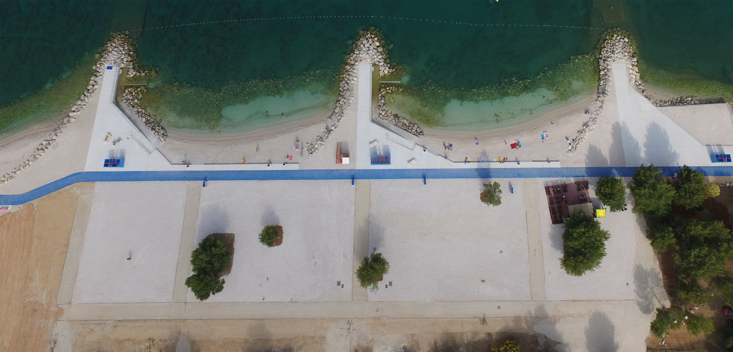 克罗地亚前海军机场改建水上乐园-13