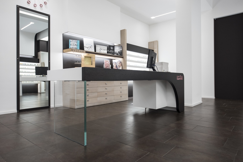 意大利光学店 Alessandro Optica 翻新设计-9