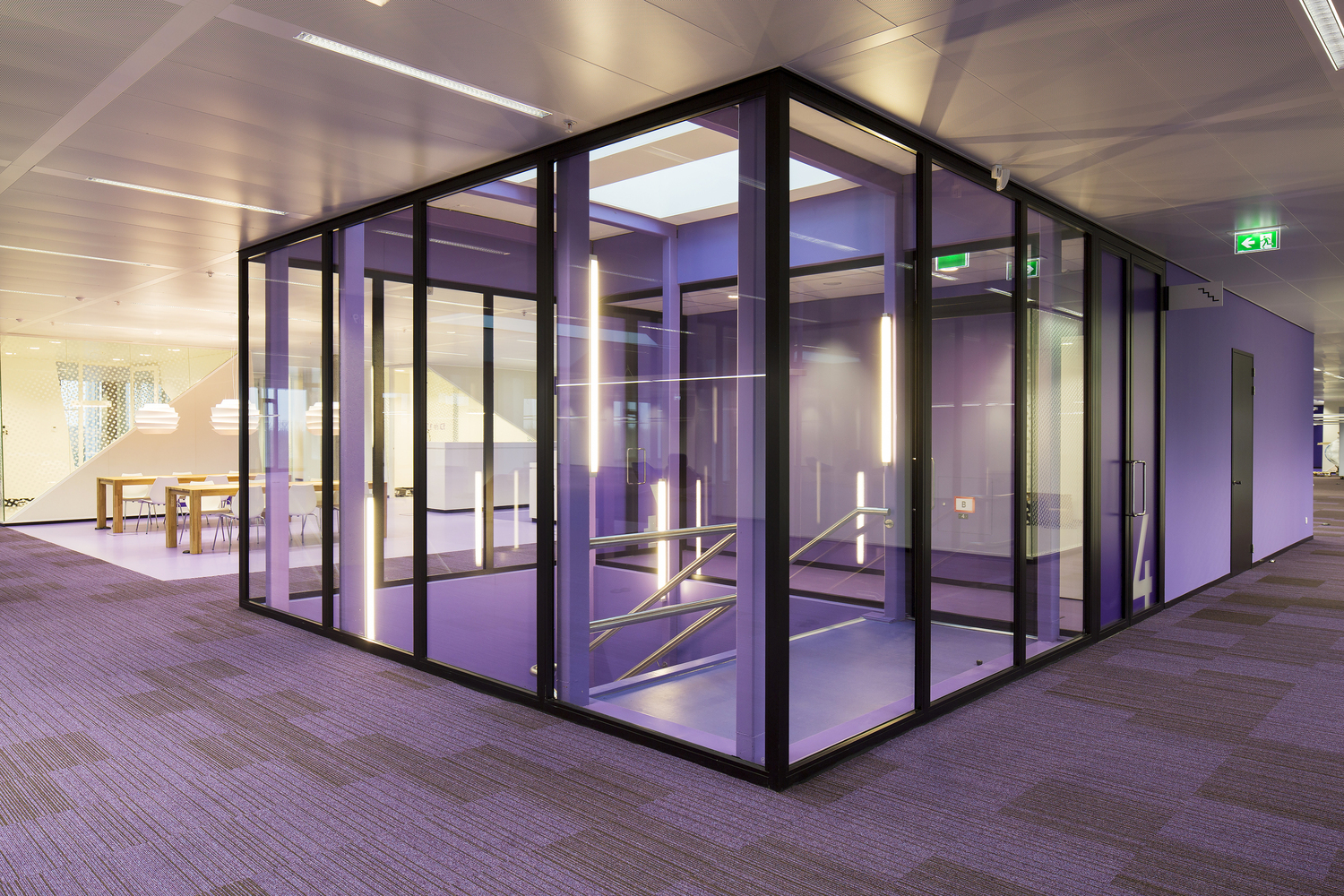 节能环保的 A.S.R 总部办公楼改造-54