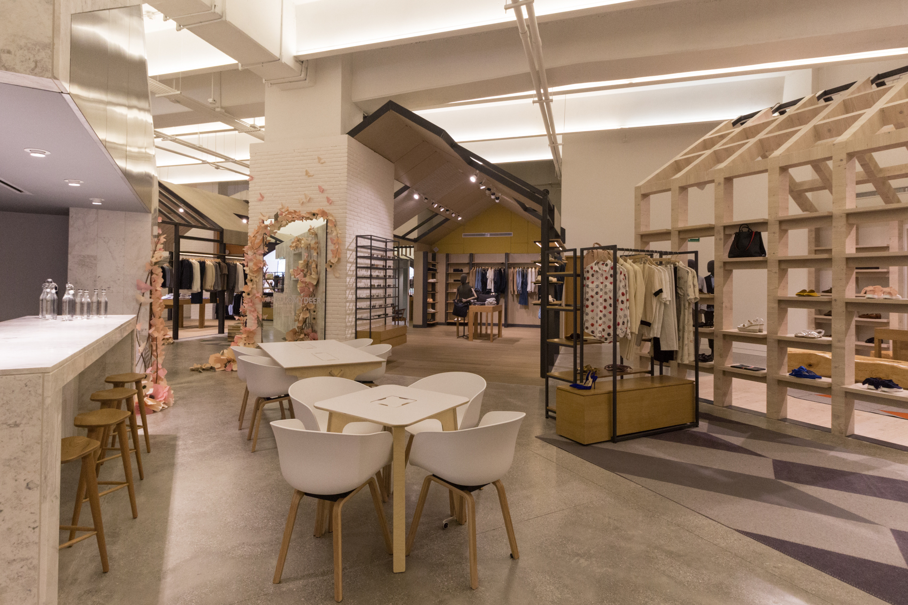 森林之韵 | 墨西哥 Silver Deer 旗舰店室内设计-14