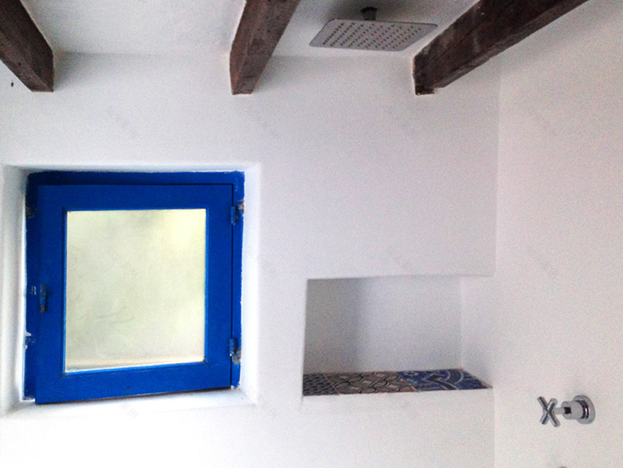 罗马海滨简约风格住宅-17