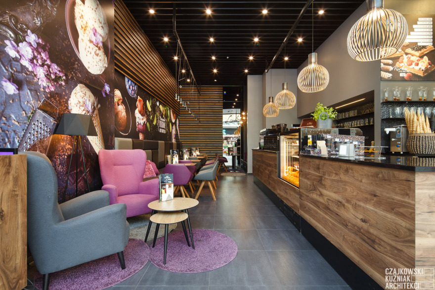 2018 年完成的波兰冰淇淋店 LODOMANIA 室内设计案例-1