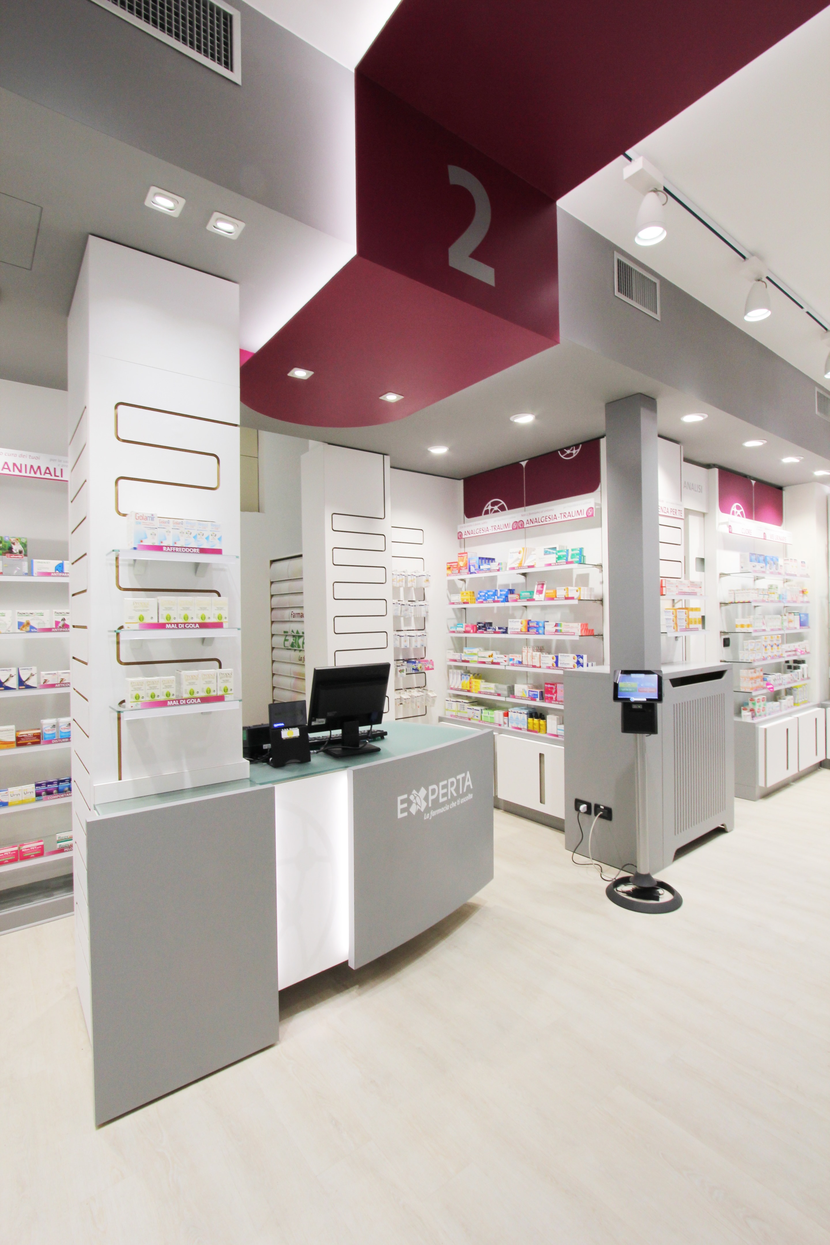 FARMACIA C·Agnelli 药房设计-4