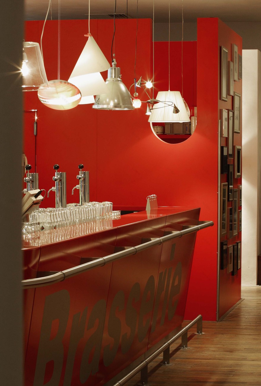 剧院空间新定义 | 融入城市生活,打造多功能文化场所-3