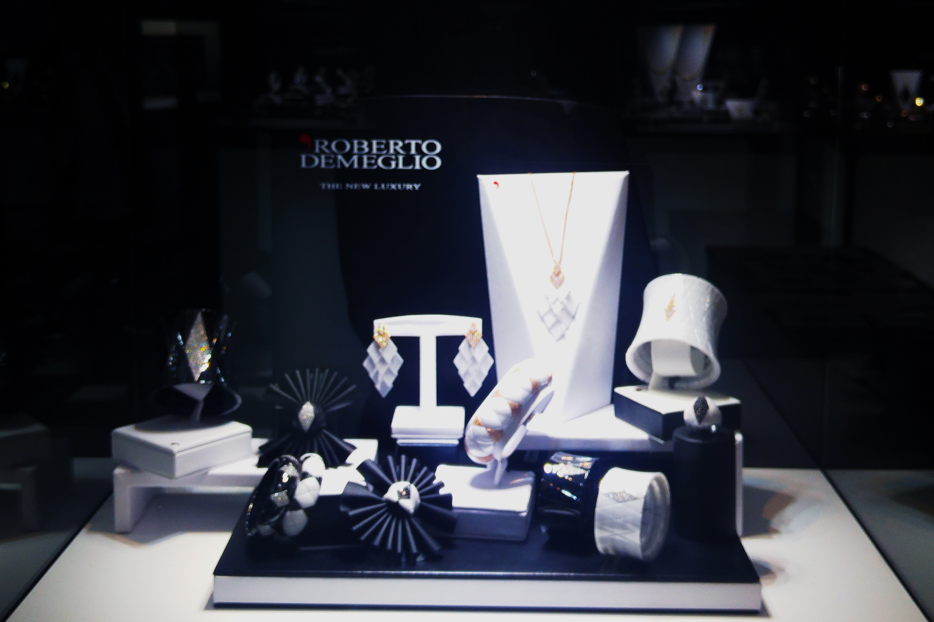 Baselworld 2015 Roberto Demeglio 展览设计-8