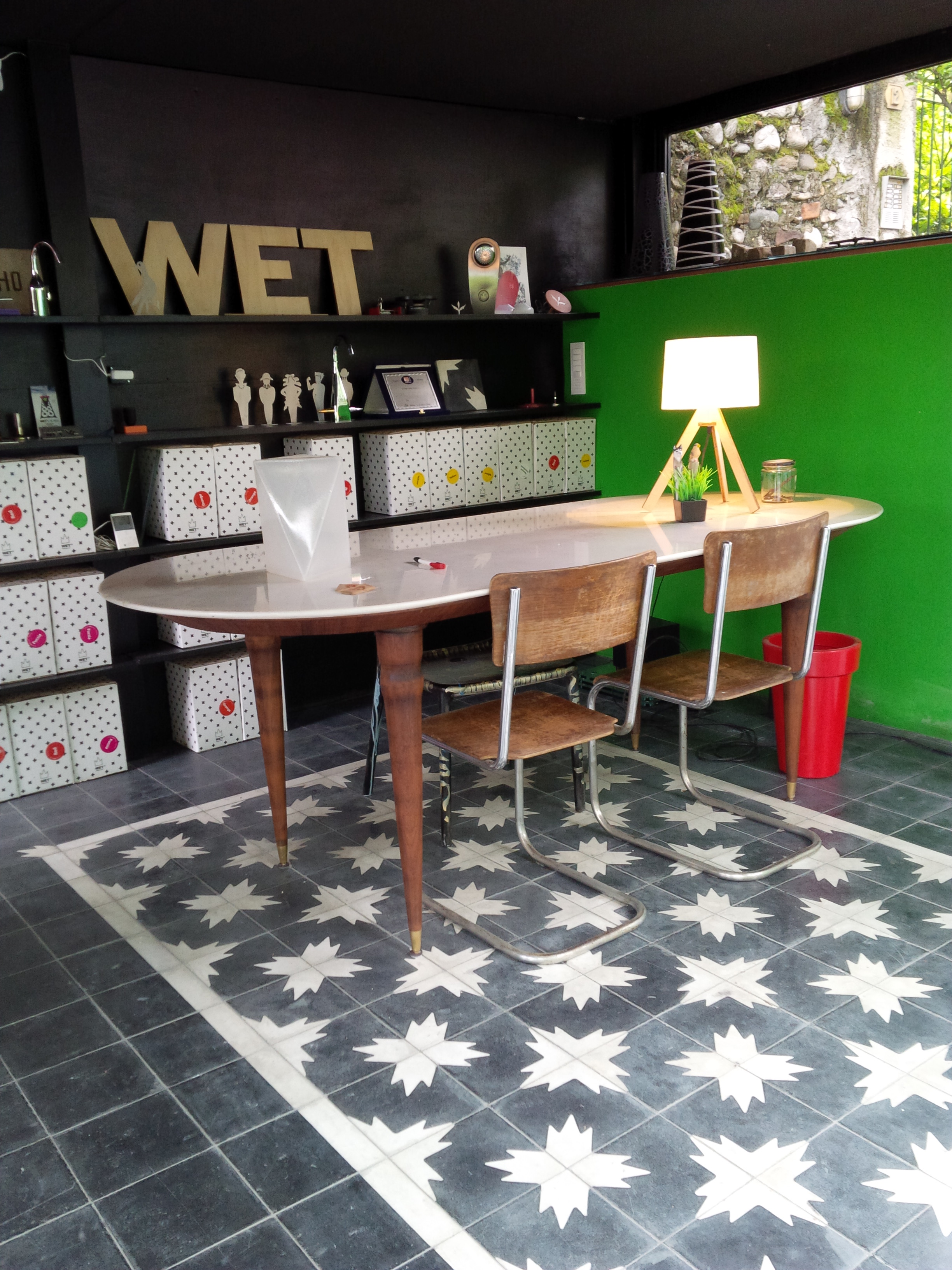 动感空间·丹尼尔·马卡乔的 WETstore 设计-11