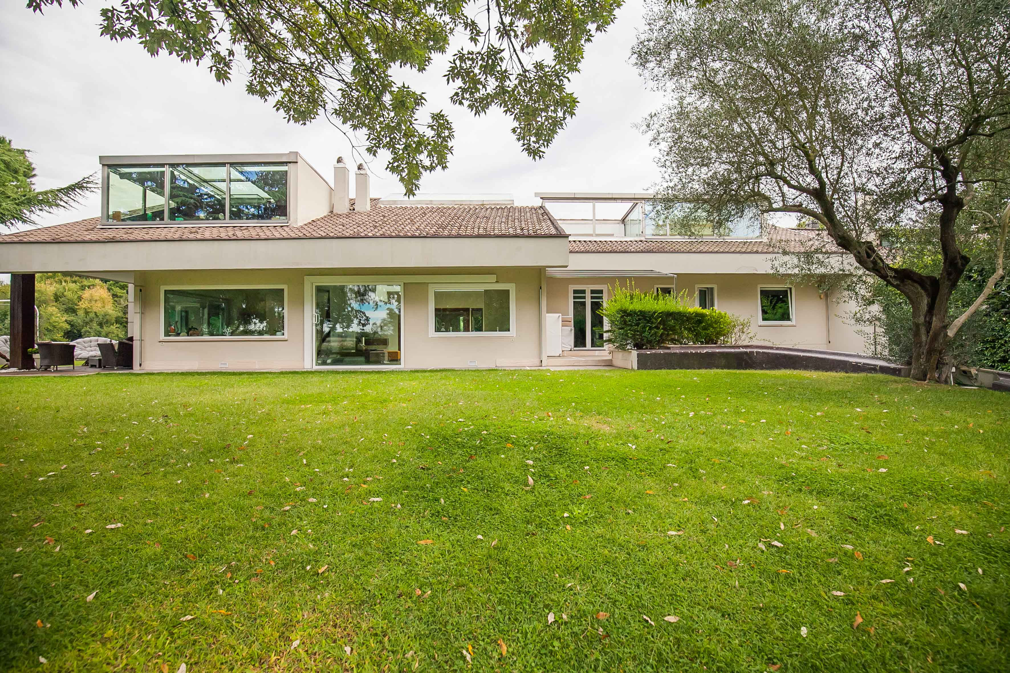 罗马北部乡村别墅-1