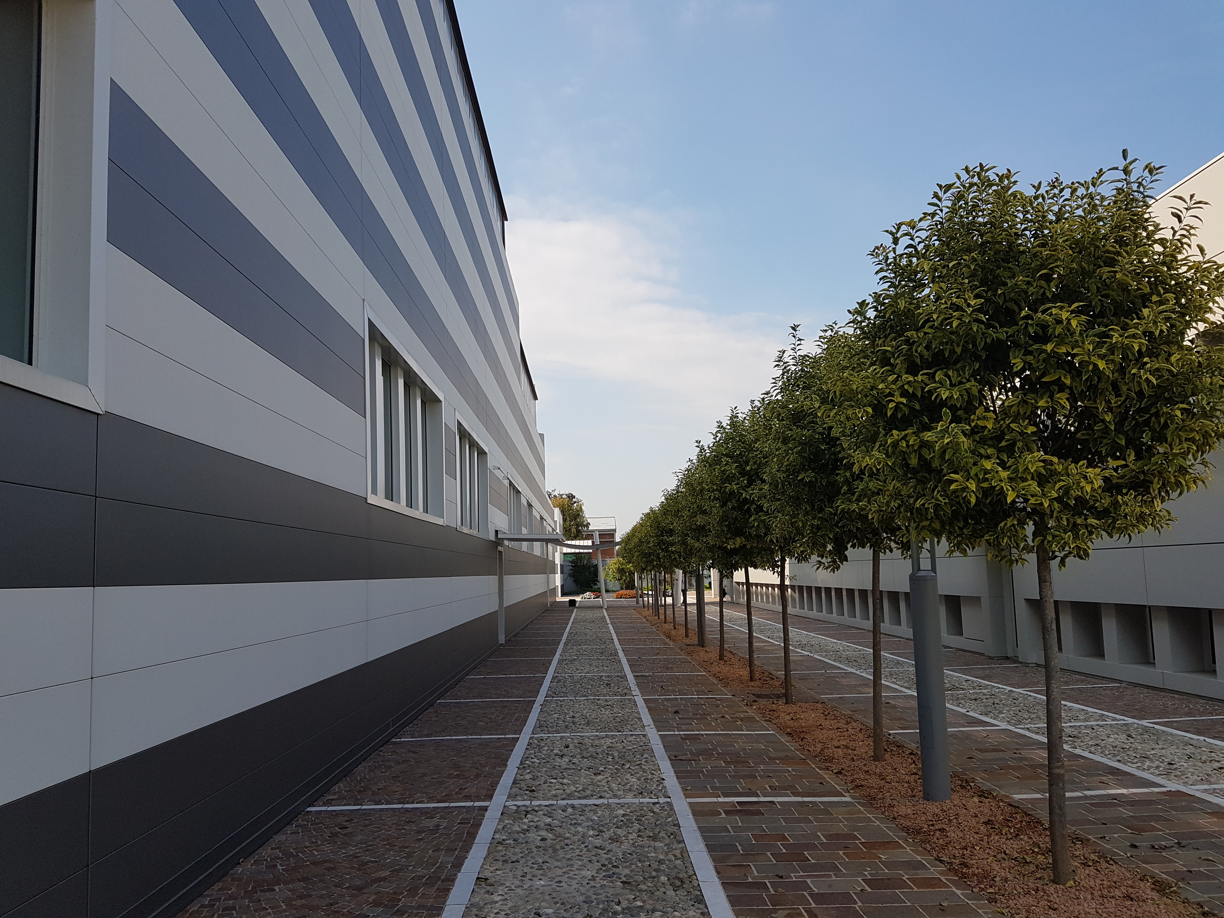 Khatod 光电 · 2017 年完成的城市工业区修复项目-19