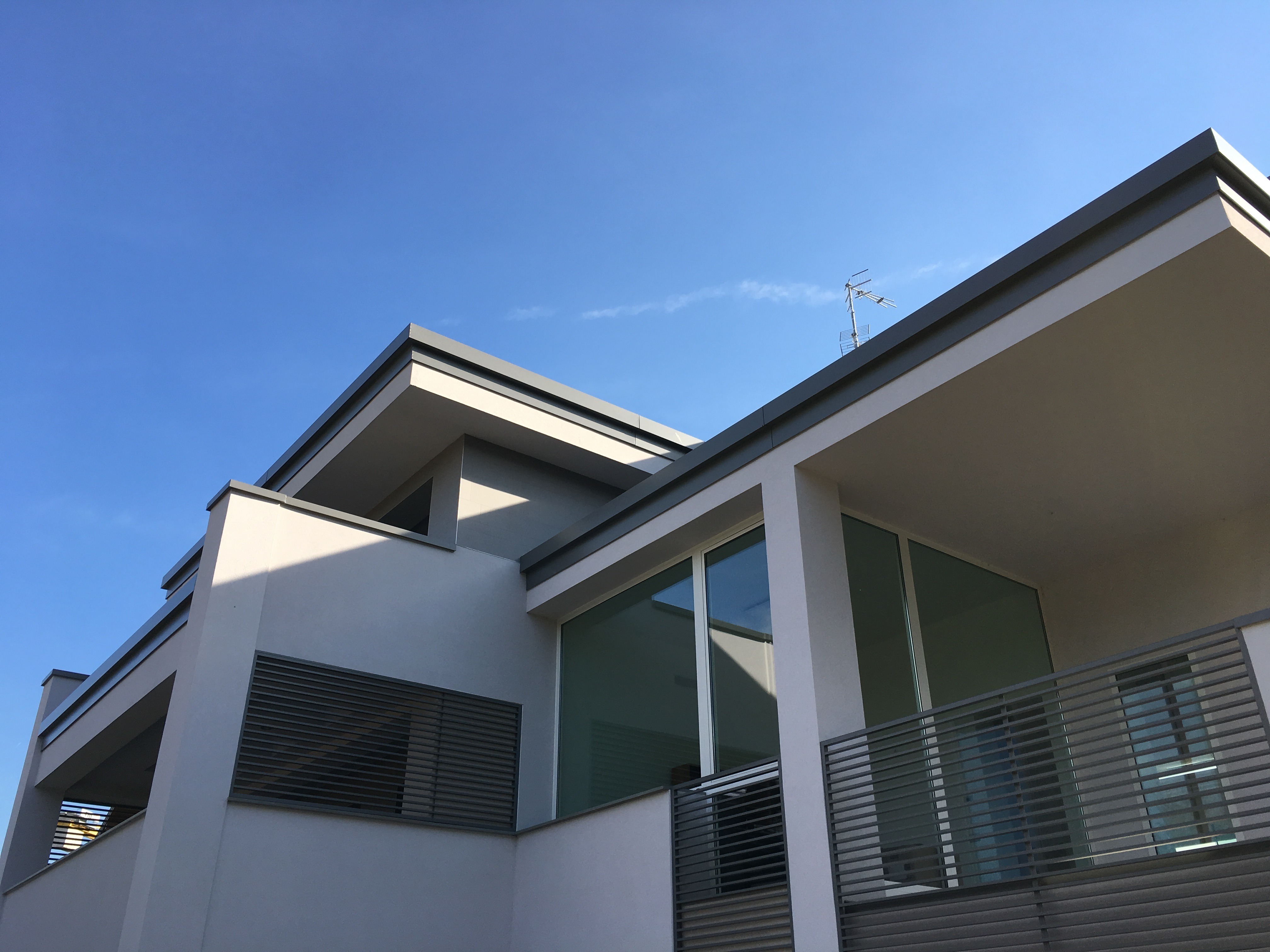 私人住宅的现代精致室内设计-32