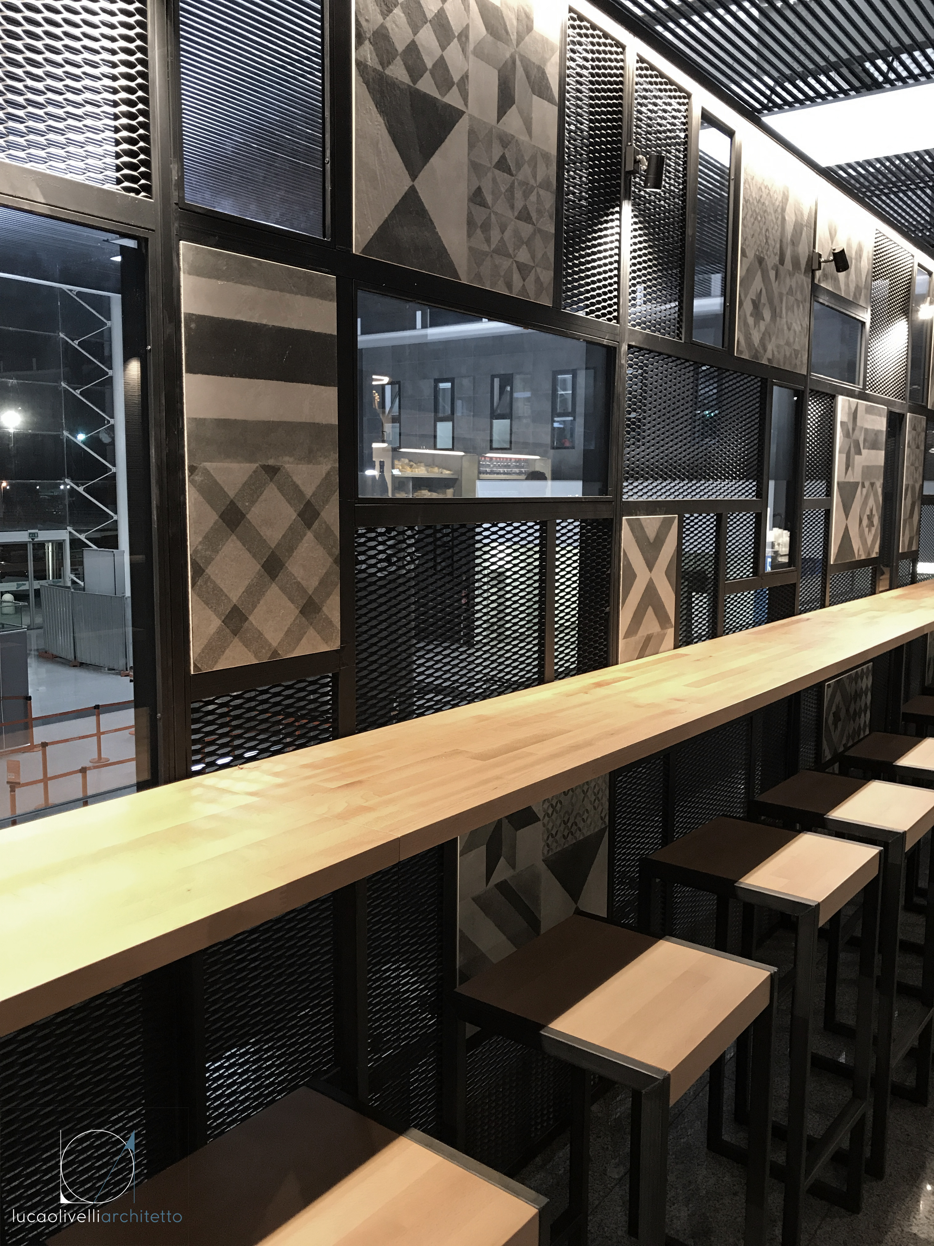 2017 年完成的西西里酒吧餐厅商店室内设计-4