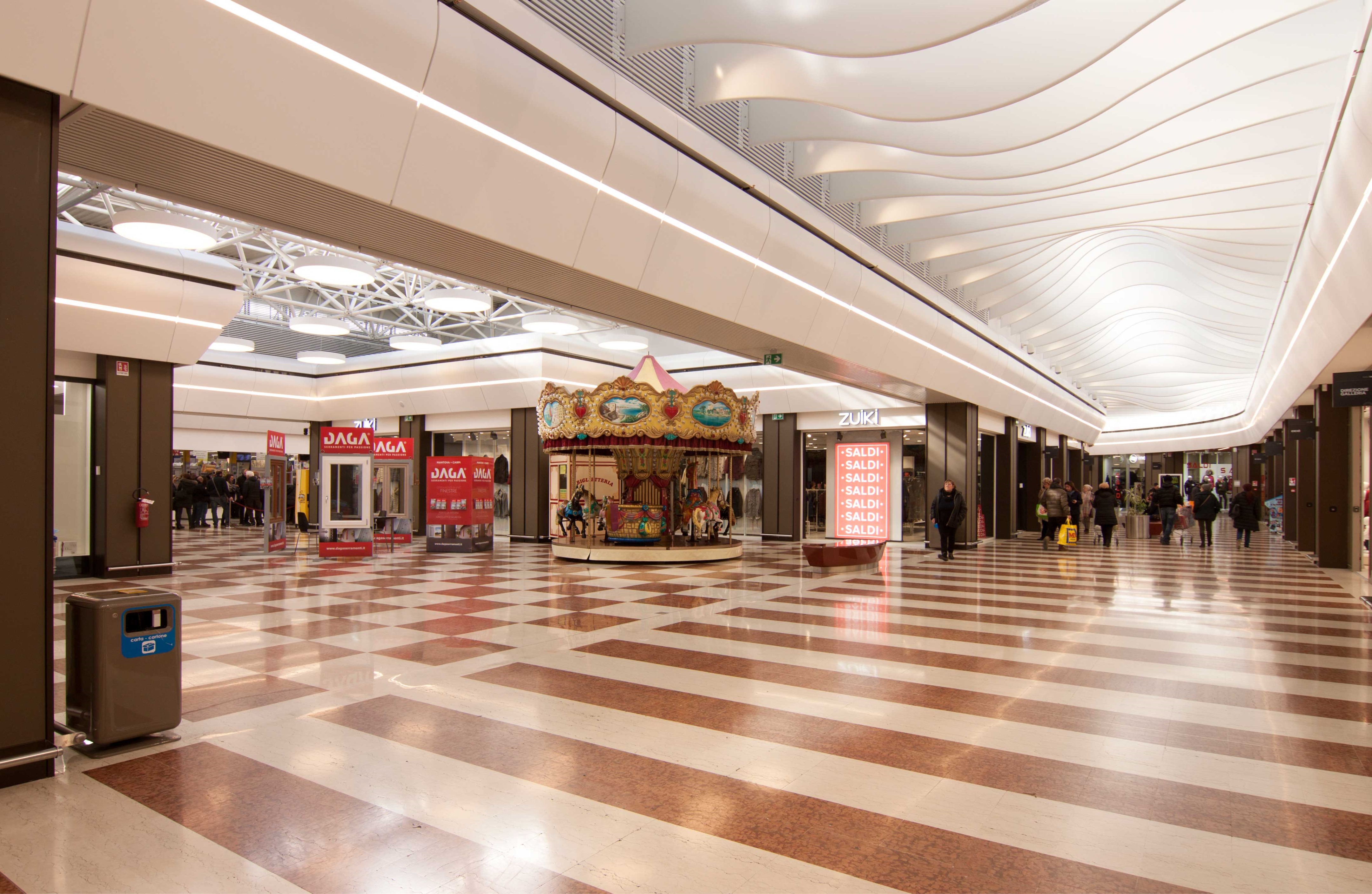 商业中心“拉罗通达”的翻新设计-19