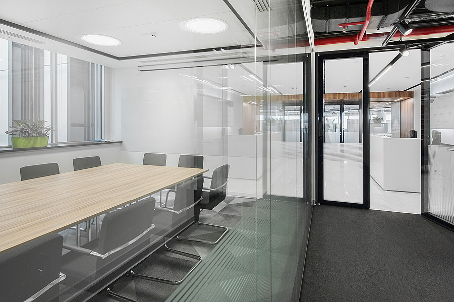 瑞士 Swatch 集团办公室及服务中心设计-37