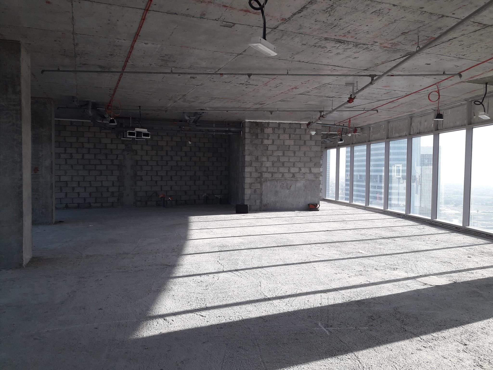 二进制塔 | 迪拜商务湾私人豪华办公空间-14