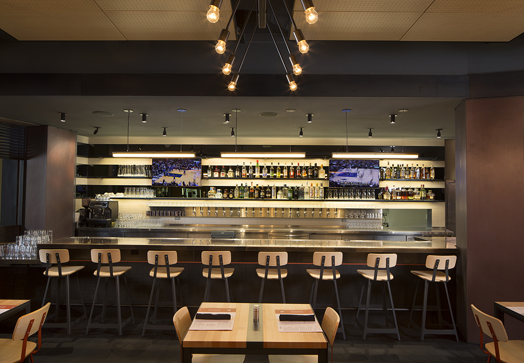 旧金山 Tap 415 餐厅——现代城市小吃店的设计魅力-11