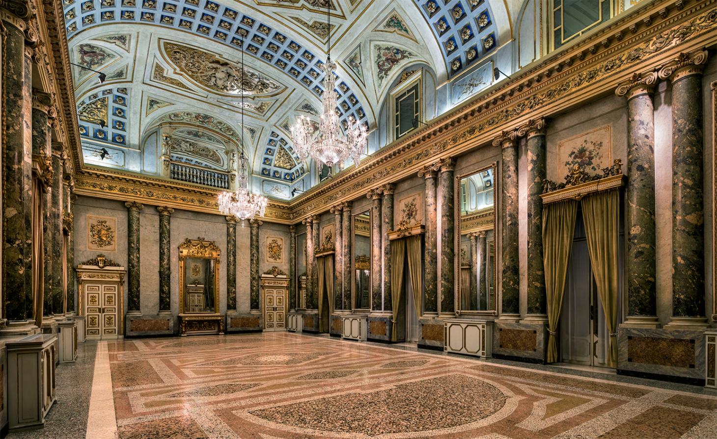 拿破仑宫惊艳照明展览-1