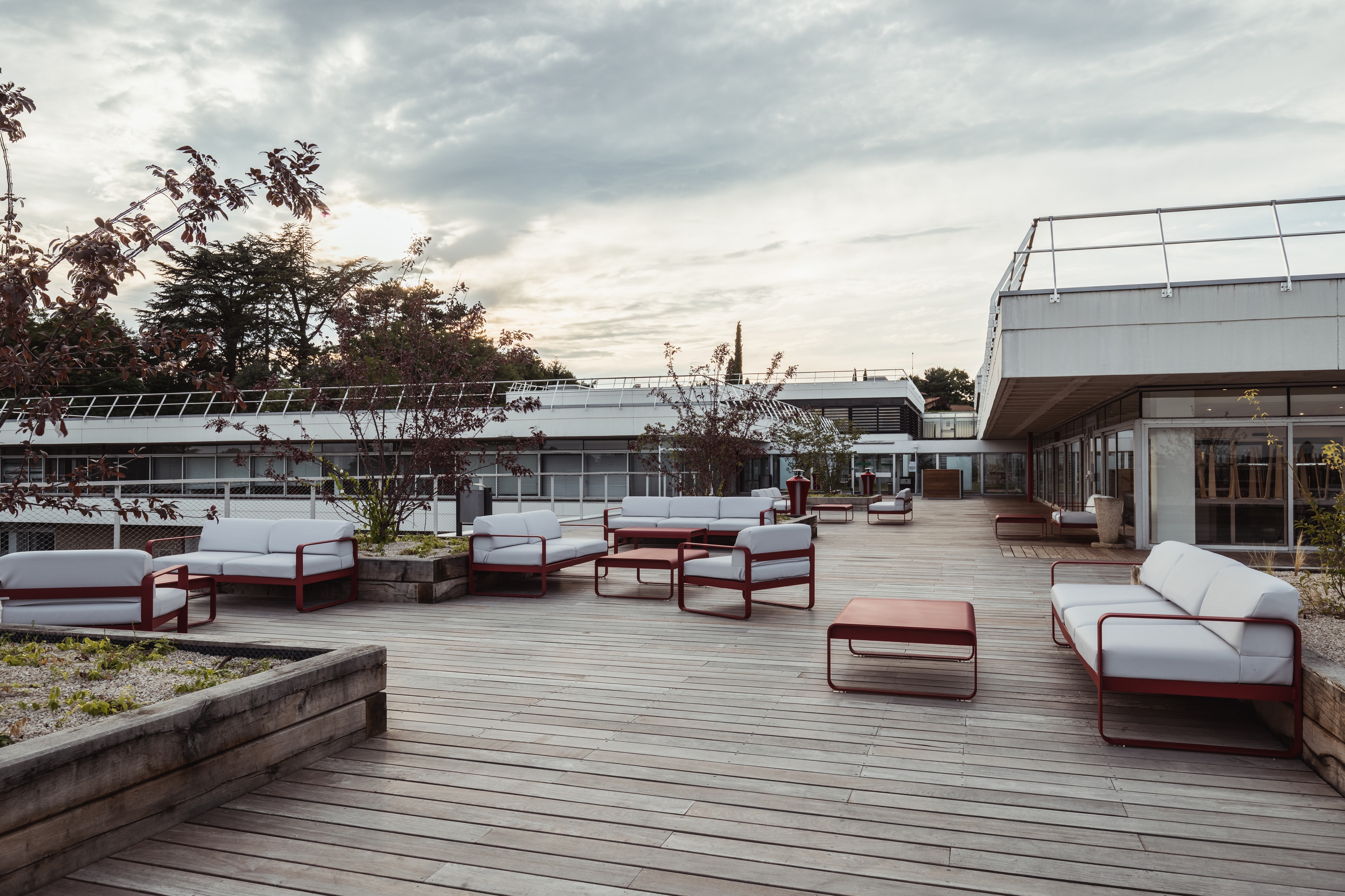 EM Lyon 商学院屋顶露台改造-13