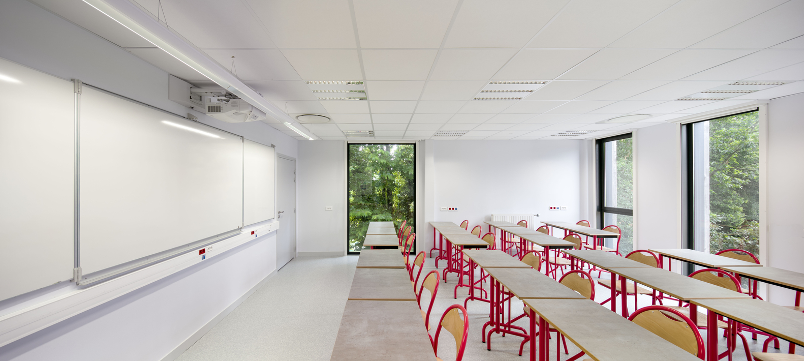 法国 Pluvigner 学校优雅木结构扩建-20