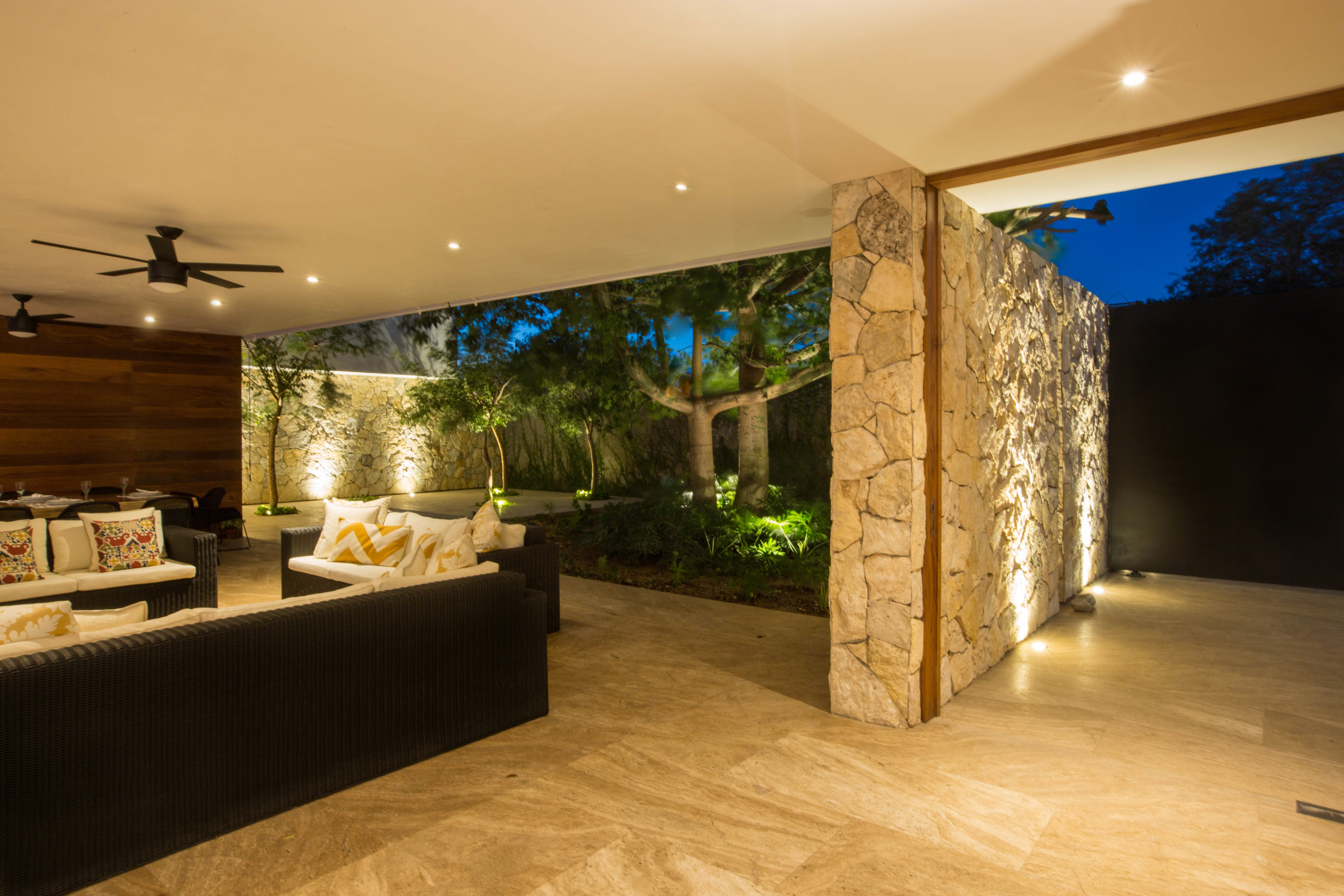 城市中的私密绿洲 · 角落之家设计-9