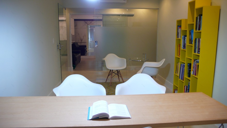 巴西 Maringá律师事务所办公室 - 休闲与专业的完美融合-13