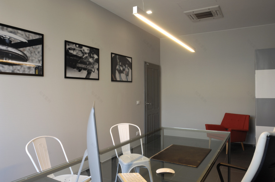 颠覆工业风,打造灵动办公空间-12