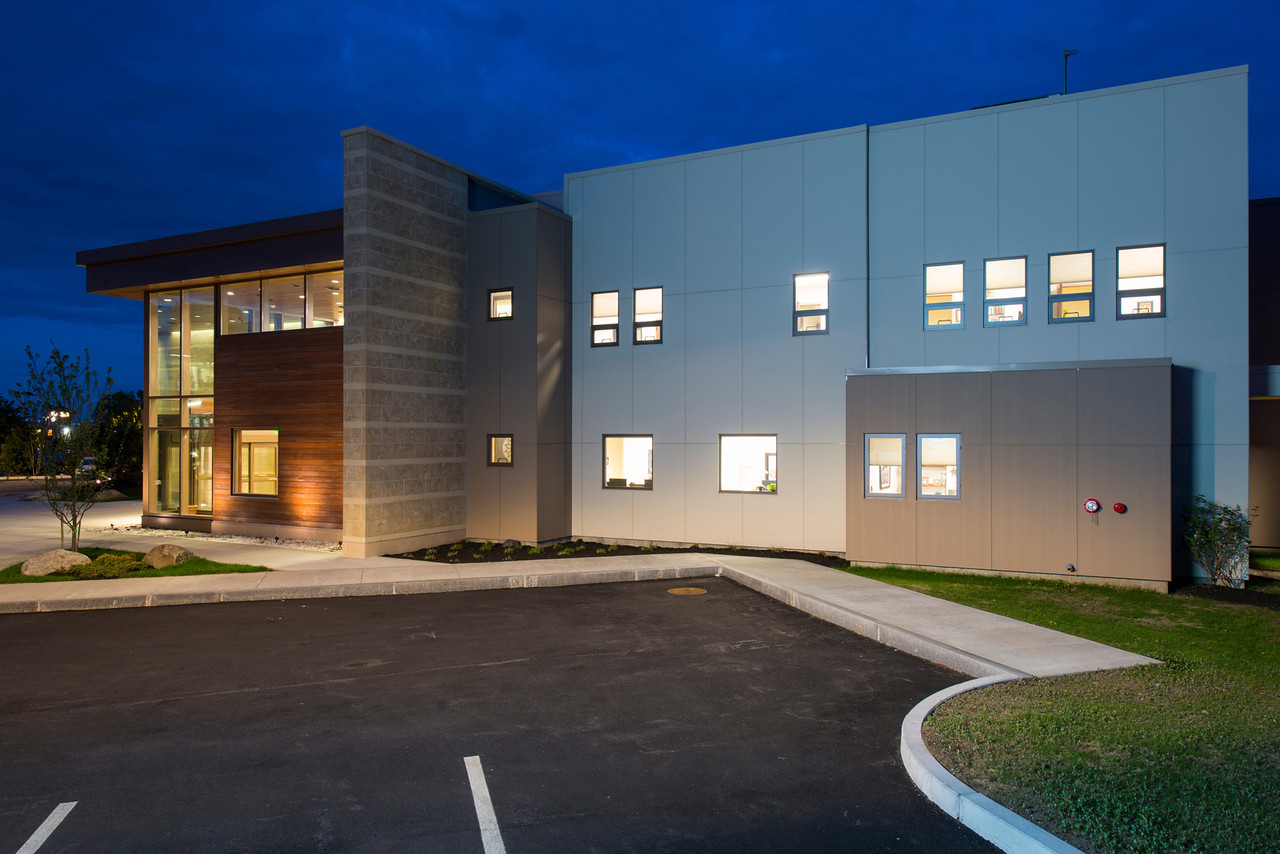 Tektoniks 建筑师打造绿色医疗办公空间-8