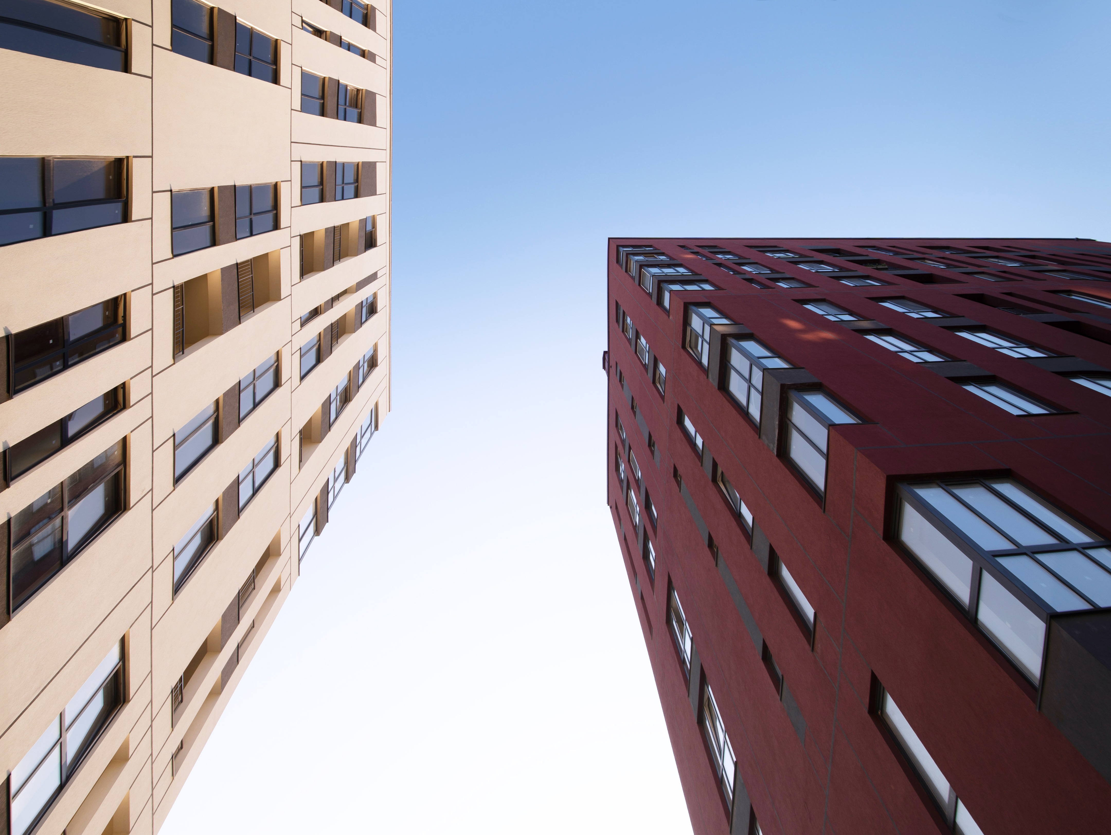 动态光谱住宅 | 斜屋顶的创意表达-15