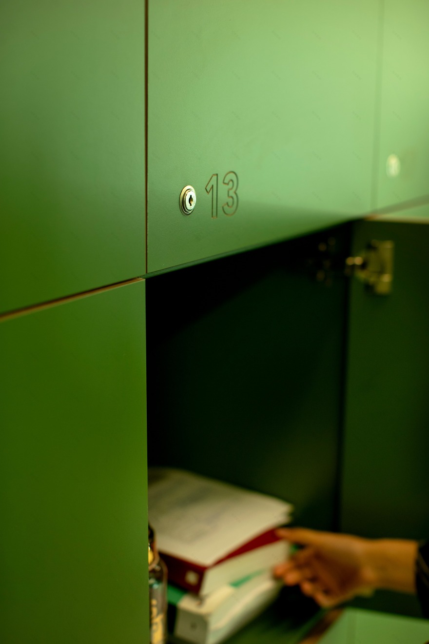 校园翻新设计,绿色天花板提升空间活力-18