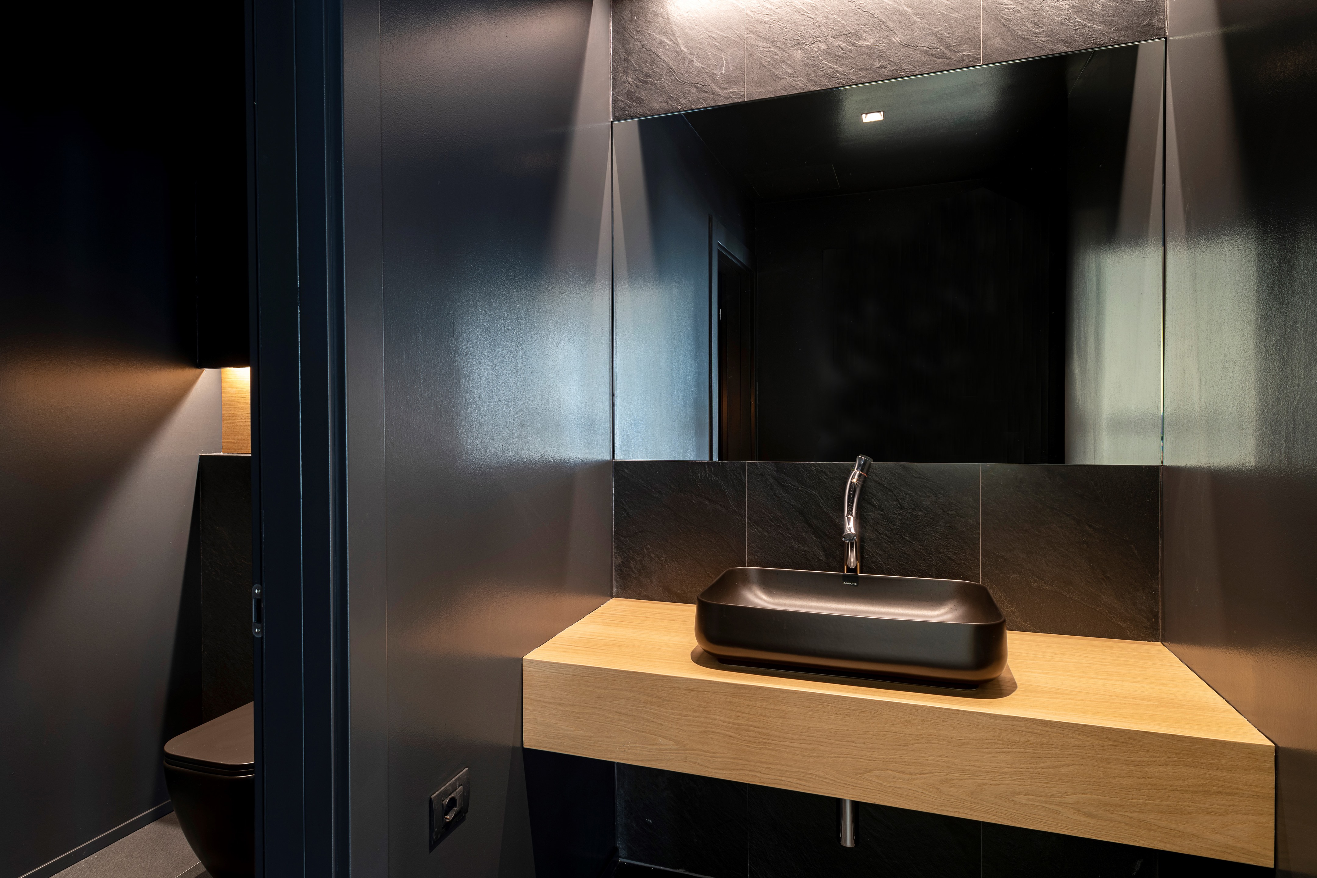 Hansgrohe 意大利总部，现代简约的办公空间-14