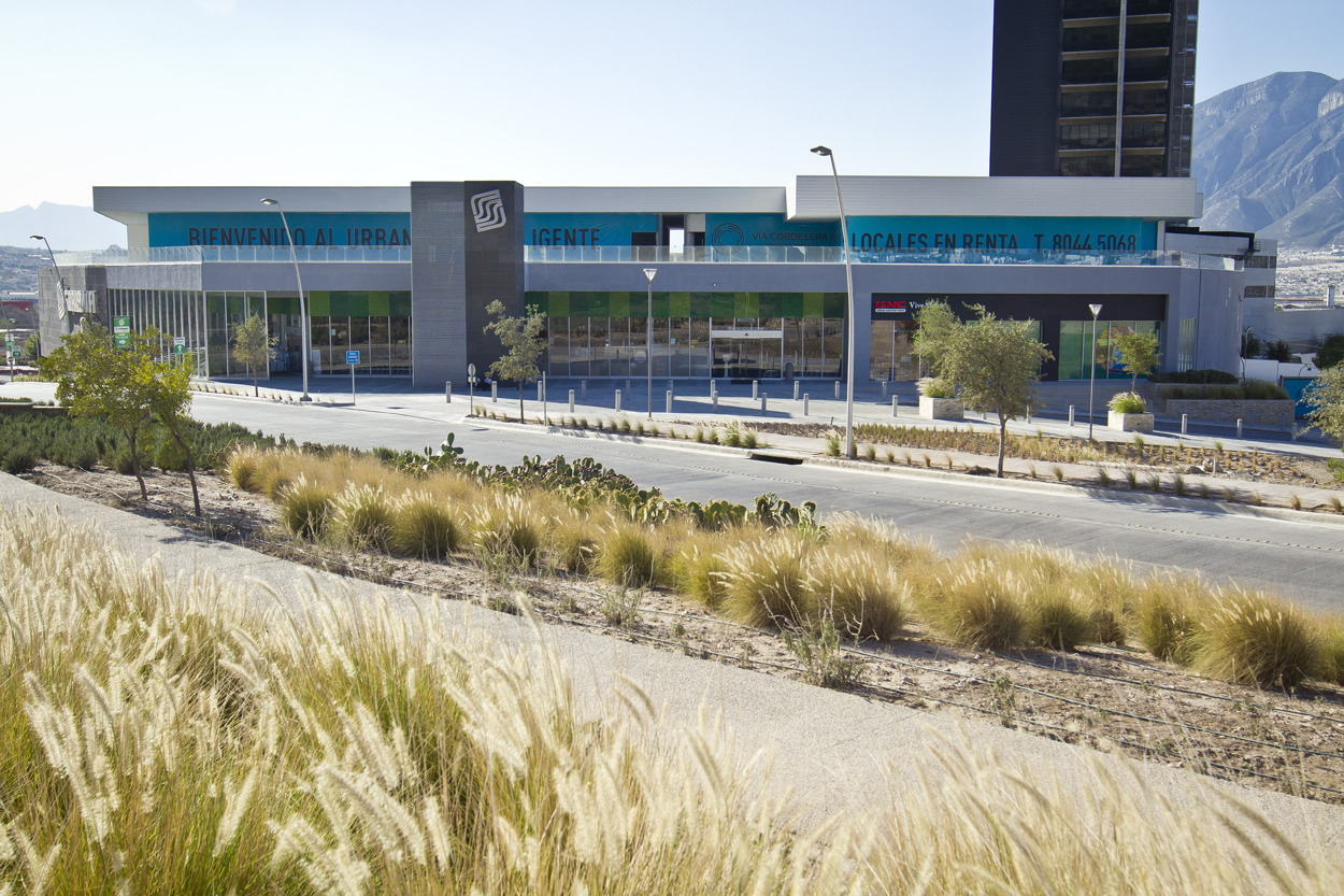 墨西哥 Soriana EMMA 2015 购物商场 | Miguel de la Torre Arquitectos 打造繁华购物天堂-11