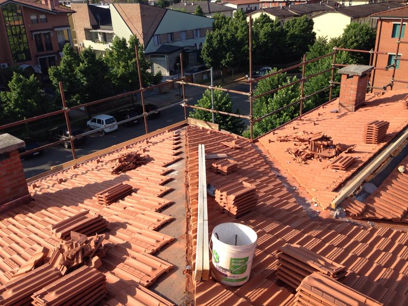 翻新屋顶的节能改造 · 意大利 San Pietro in Casale 多户住宅案例-43