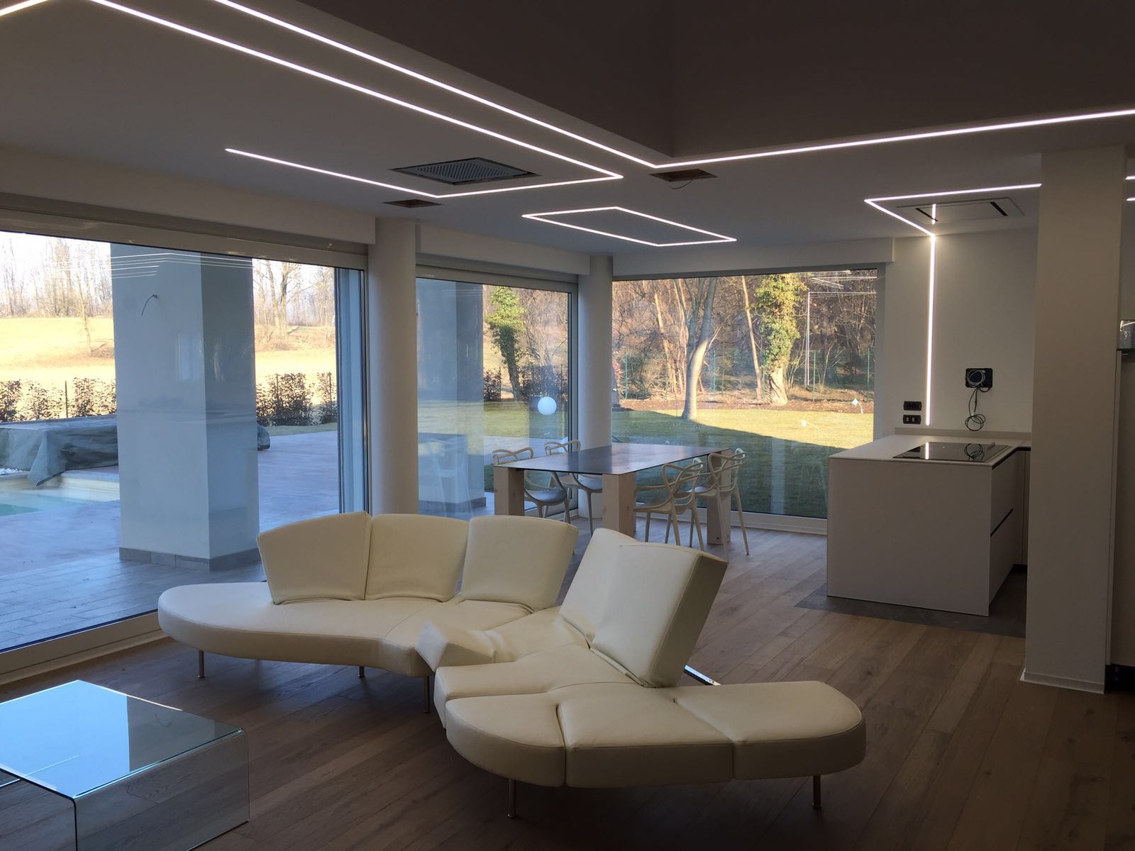 简约风格单家庭院住宅设计-23