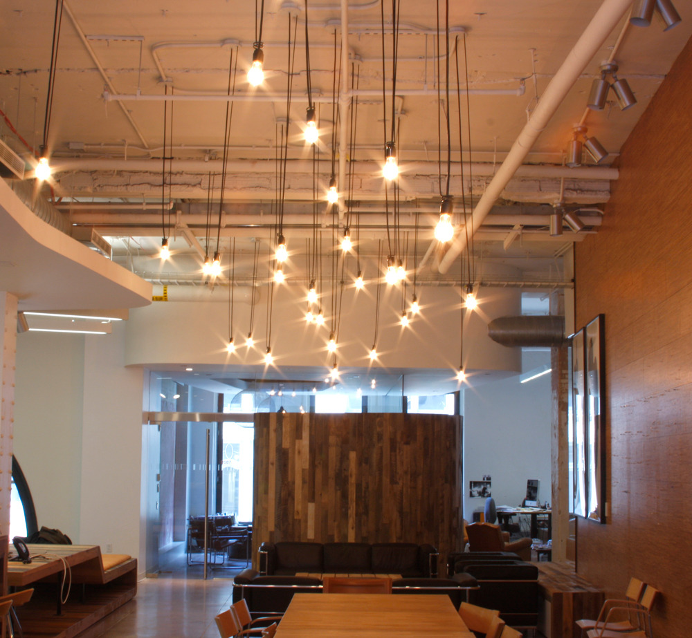 旧工厂工业风,Grey 广告公司办公室照明设计-0