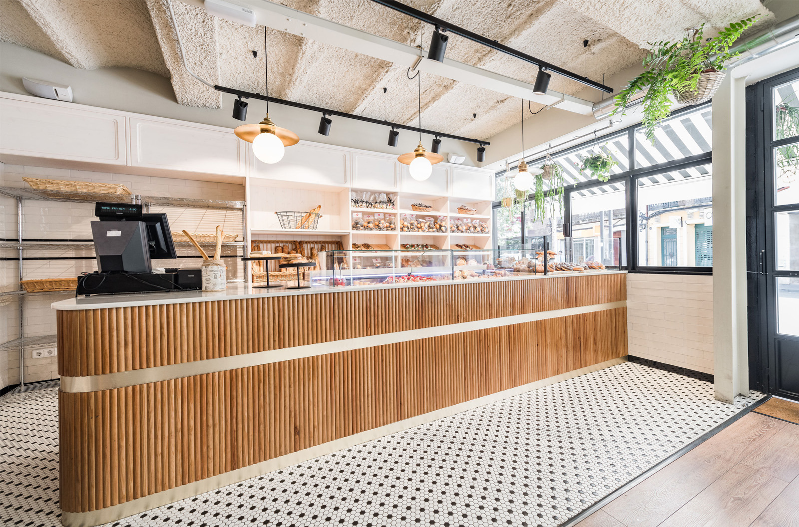 奥里奥尔·罗塞尔的黄金作品·糕点店和品尝区-2