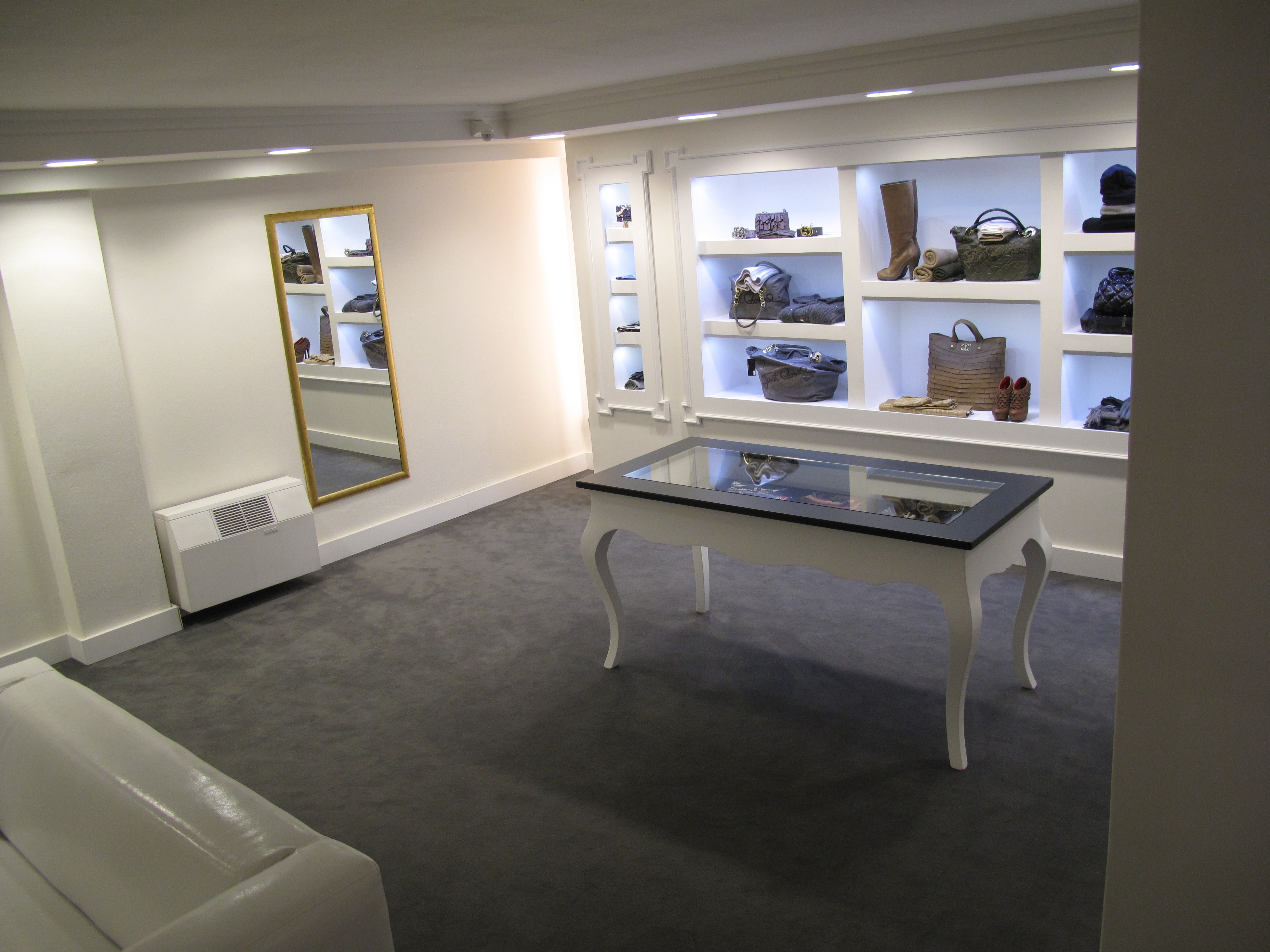 私人定制服装店的魅力空间-12