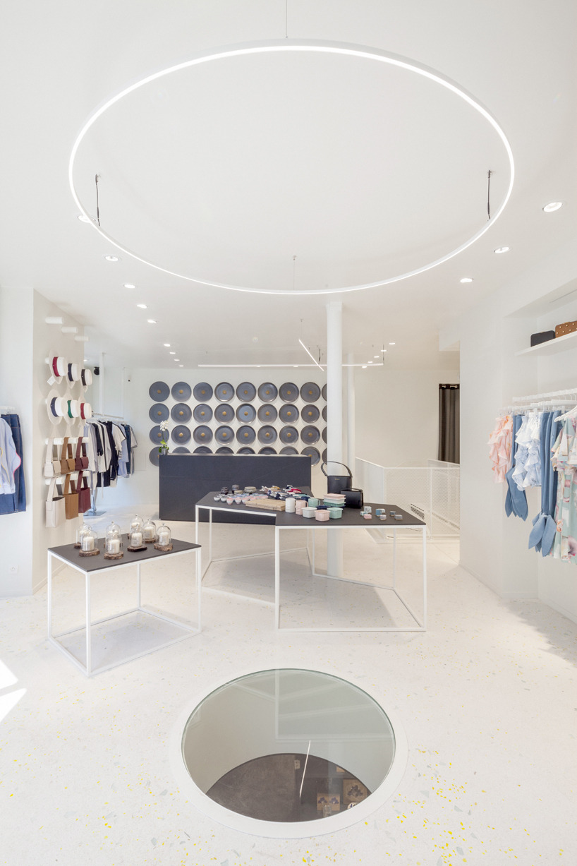 巴黎“Besides Kimchi”概念店 韩风潮流新地标-9