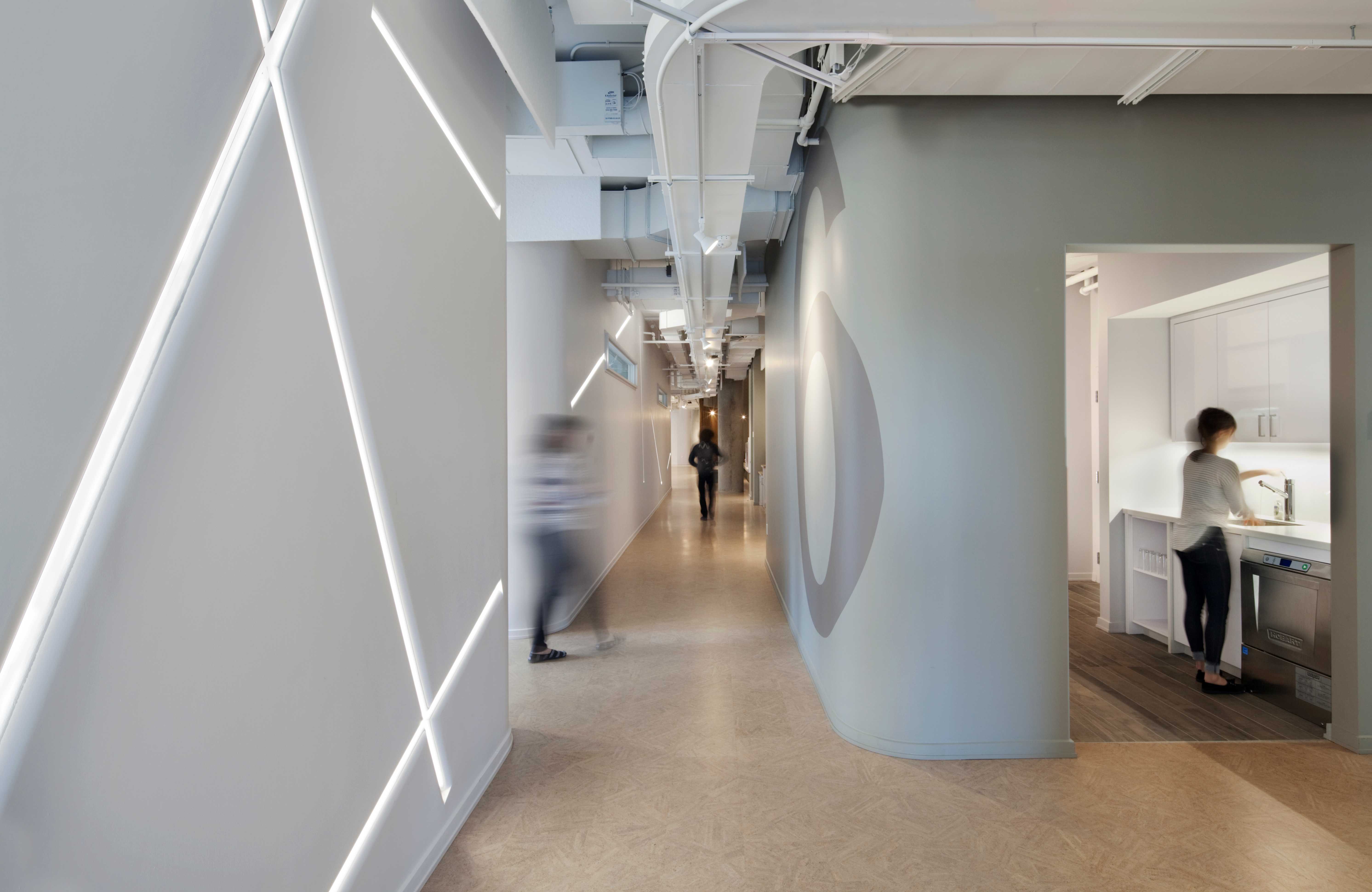 Shopify 蒙特利尔旗舰店，打造互动式景观办公空间-5