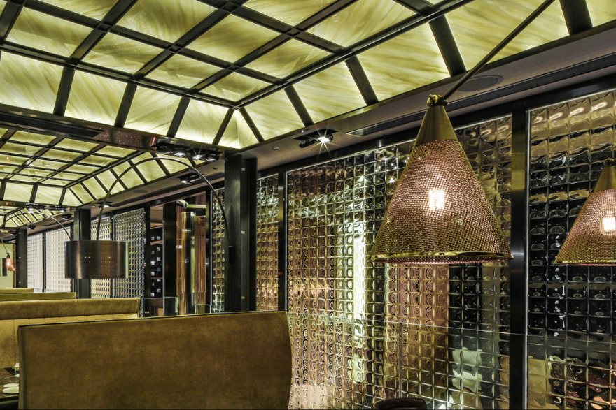 香港餐厅创新设计 | 三维 convex 玻璃打造私密空间-7