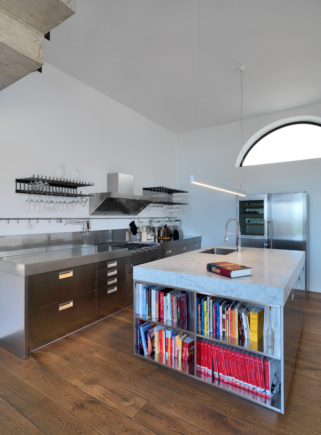 佛罗伦萨百年老宅现代重生，自然光与人工光完美融合-3