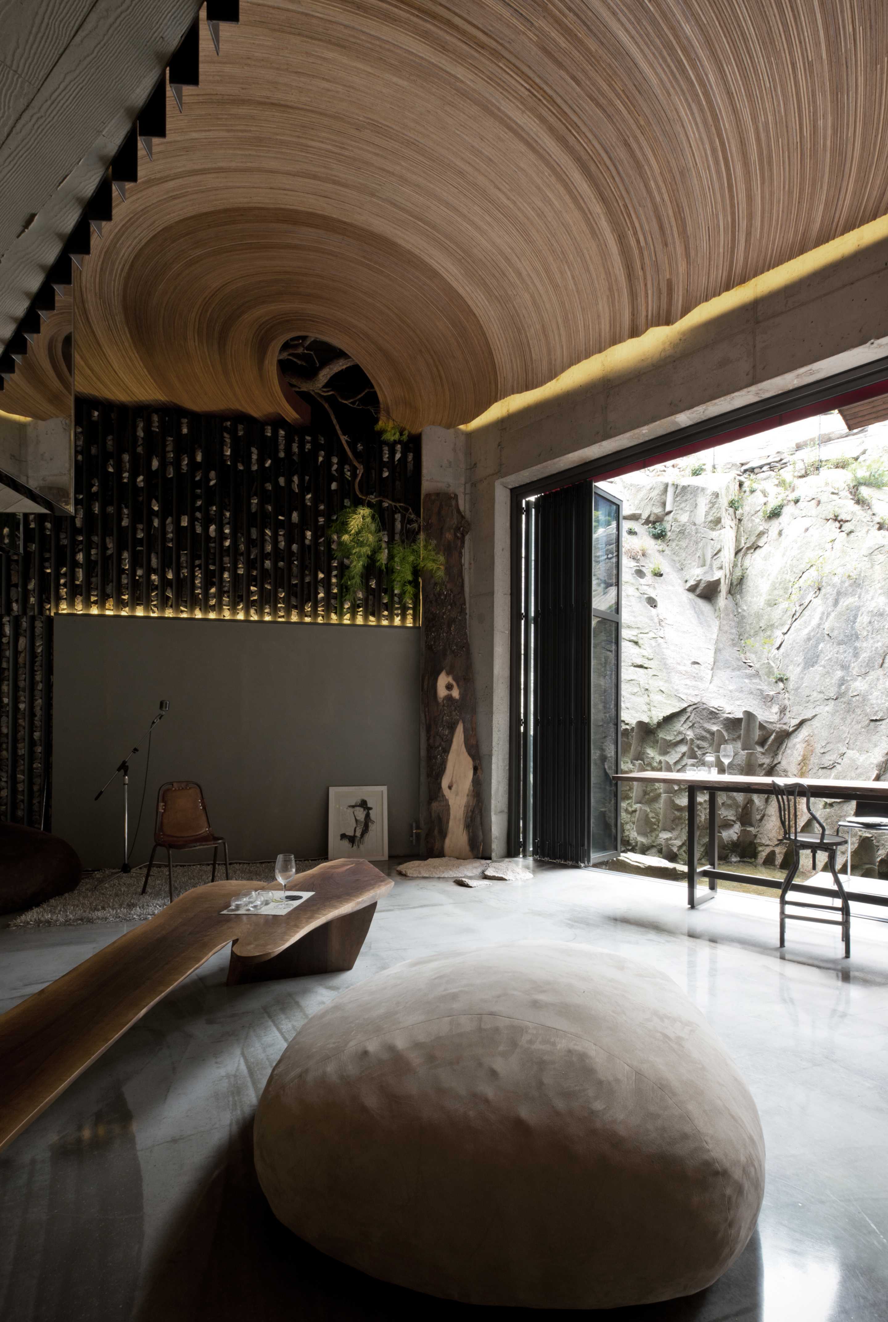 多样空间会所，自然与人工的完美融合-35