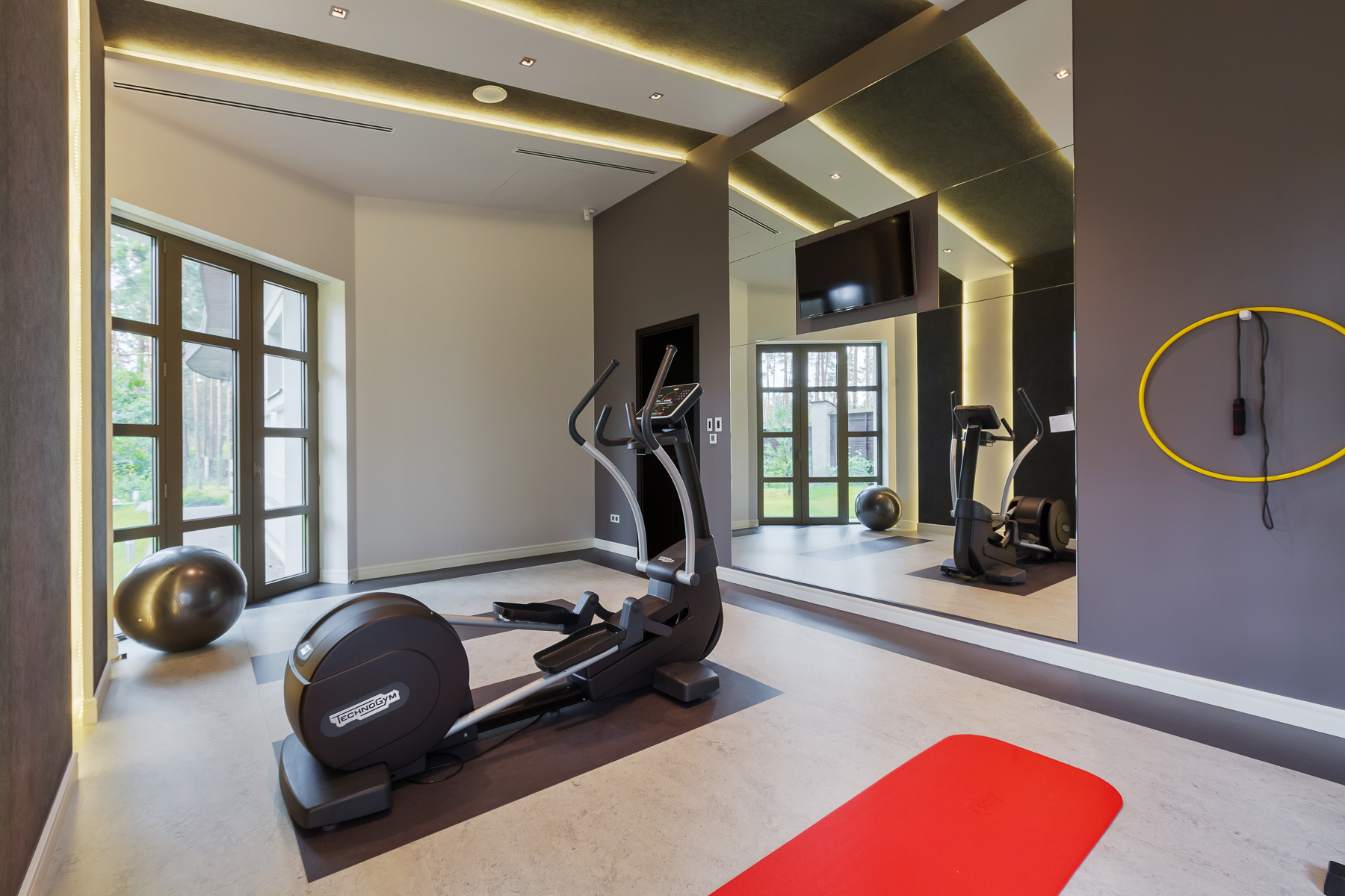 乌克兰智能家居设计,景观与室内和谐共融-1