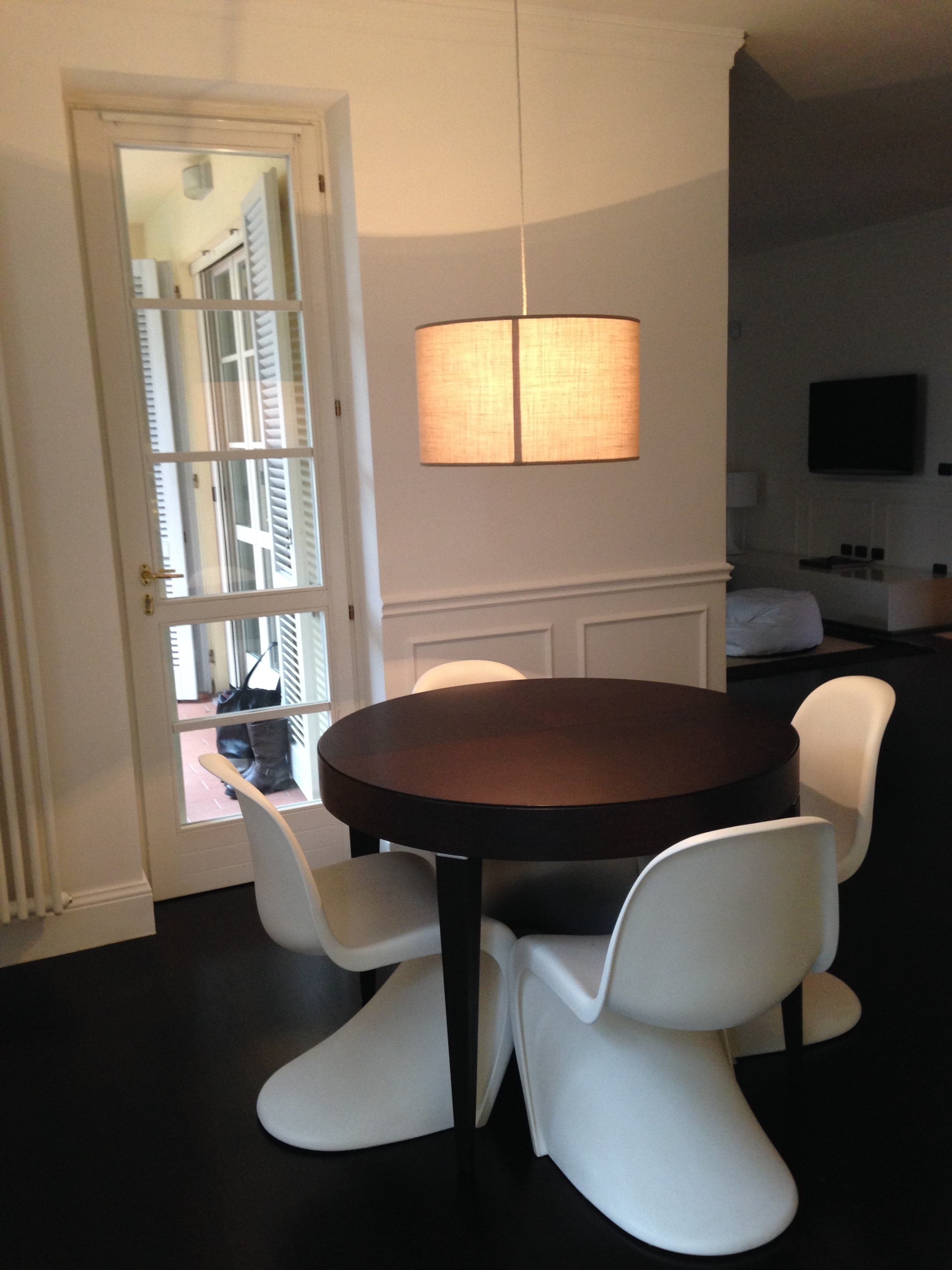 旋转厨房，打造独立餐厅空间-11