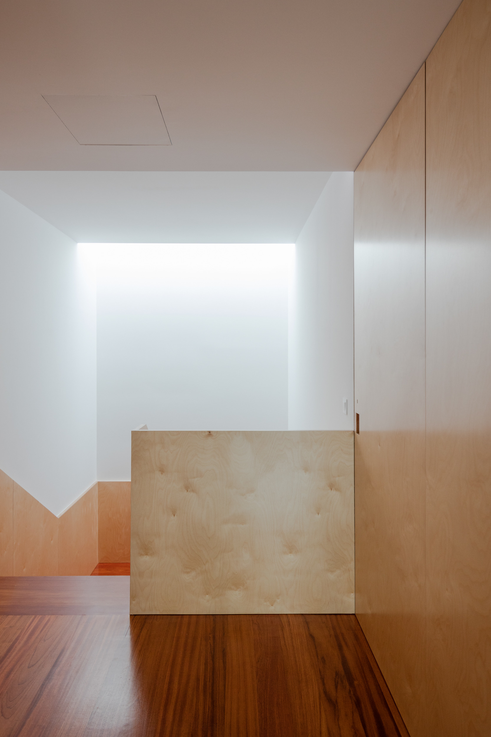 简约实用的新派住宅设计-29