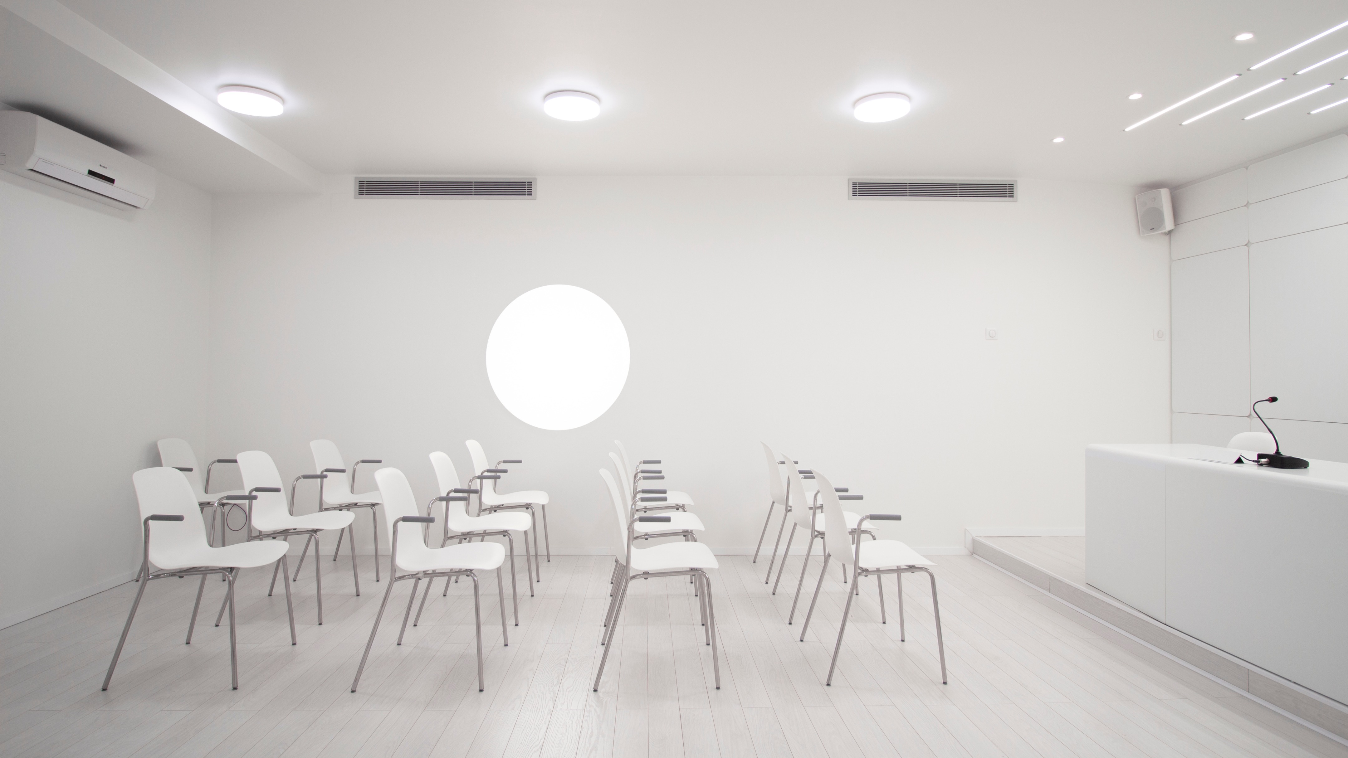 匈牙利 Sopron Basket 女子篮球队新更衣室设计-32