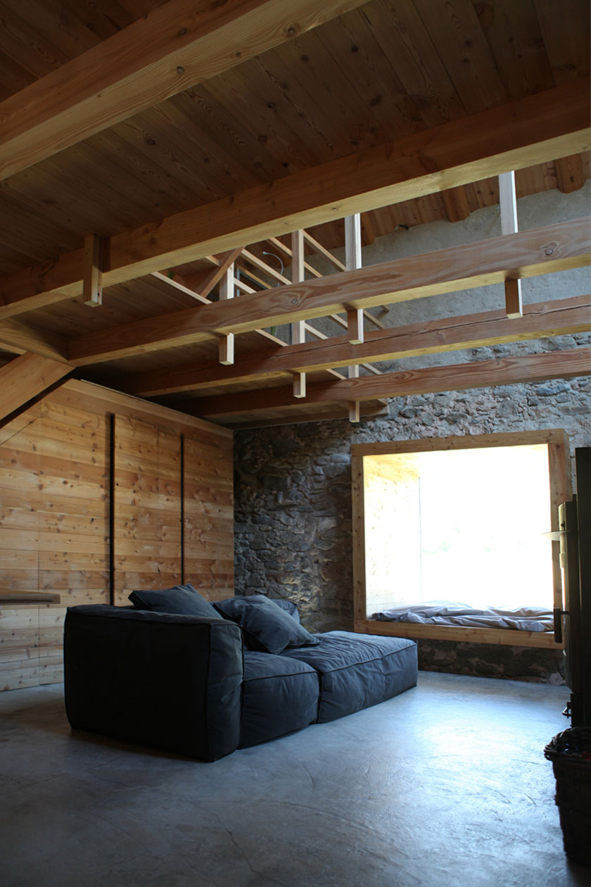 2010 年完成的 CASA TG 山地住宅设计-1