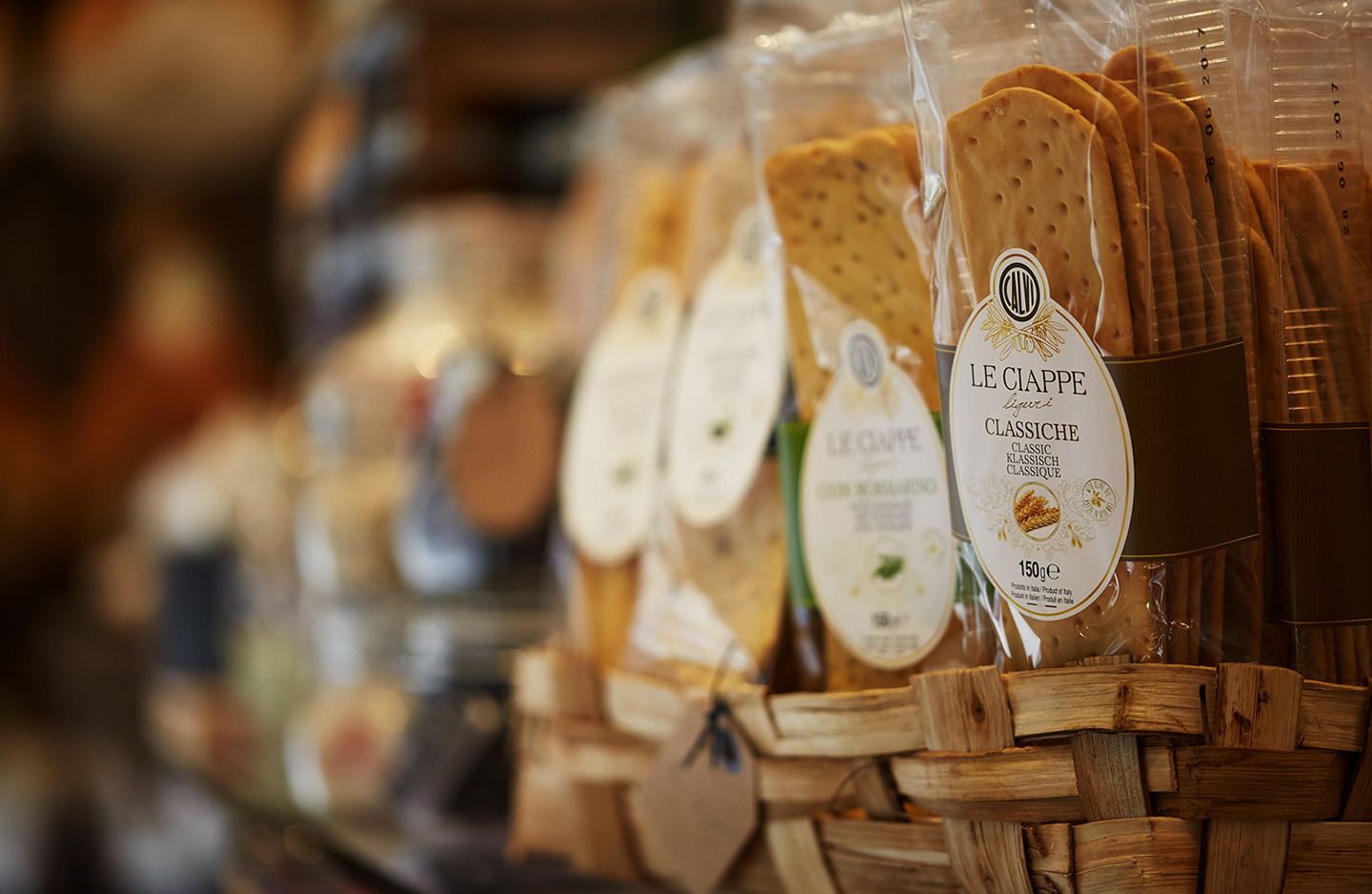 150 平米美食空间的改造梦 | 从肉铺到美食天堂-5