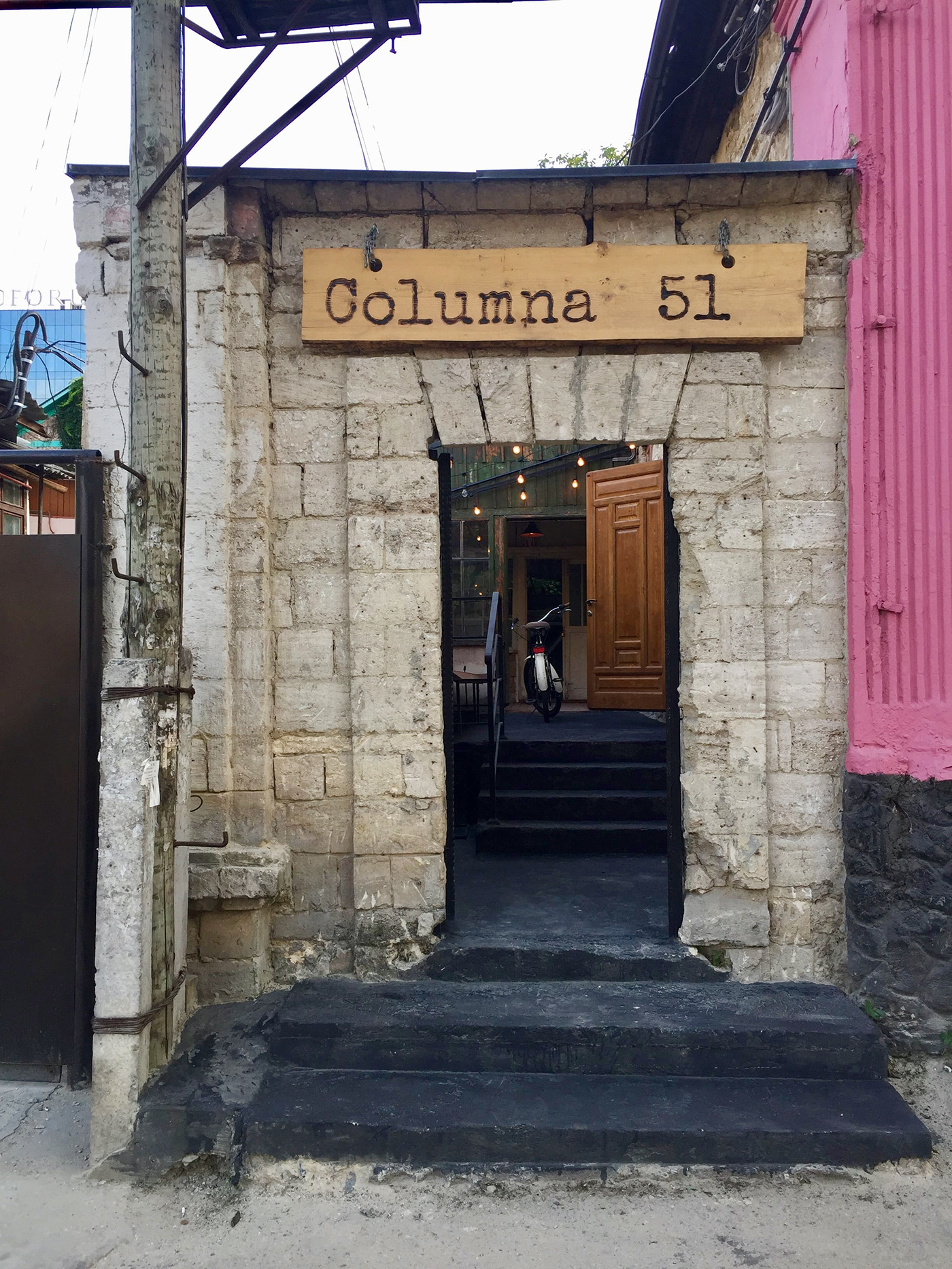 2018 年历史建筑改造的餐饮空间-2