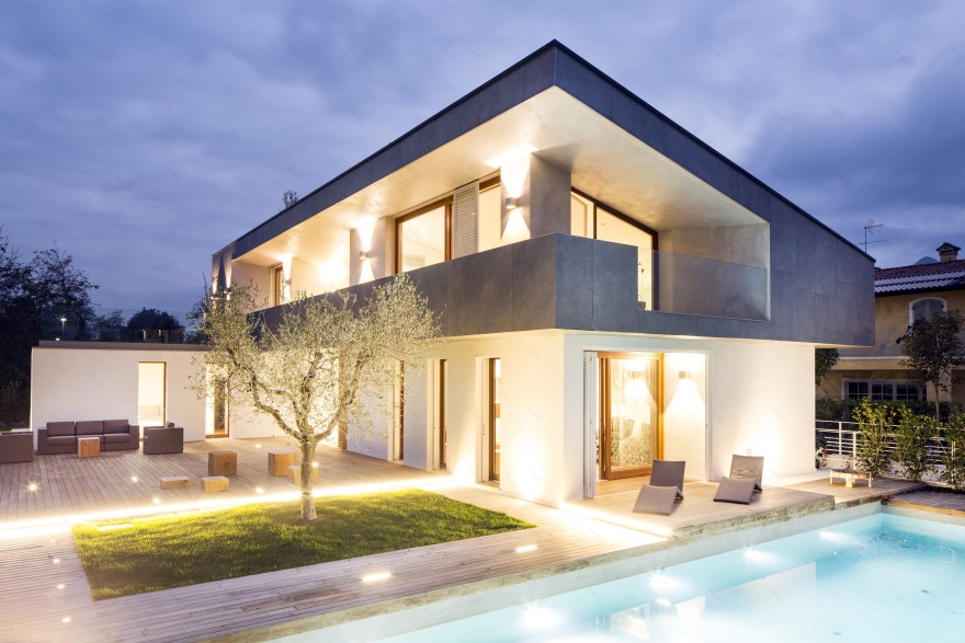 简练纯粹,自然光影交织的意大利别墅设计-22