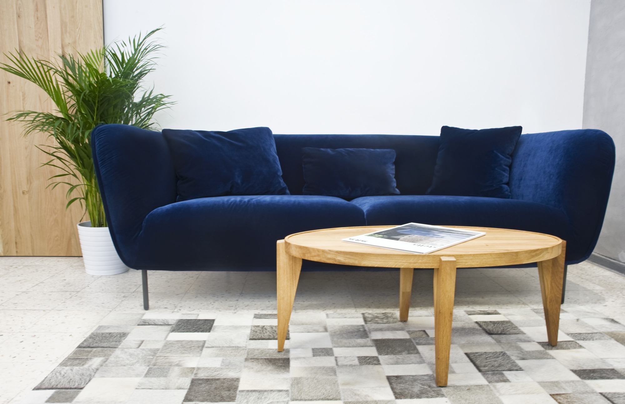 波兰华沙'Euforma'展示厅——现代与复古的完美结合-10